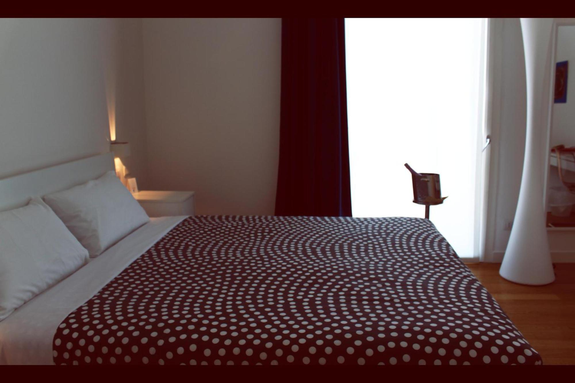 Hotel Forlanini 52 Parma Phòng bức ảnh