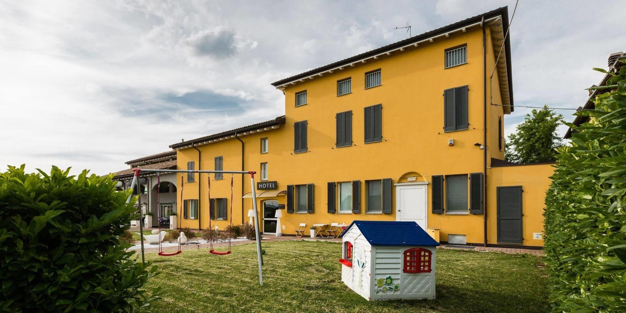 Hotel Forlanini 52 Parma Ngoại thất bức ảnh